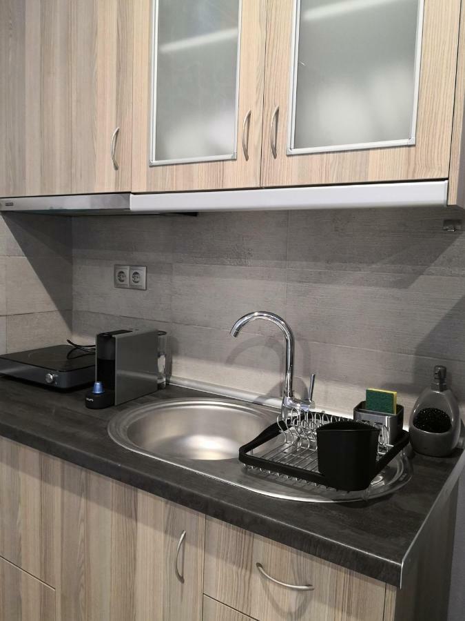 Aimilias Family Apartments Неа-Врасна Екстер'єр фото