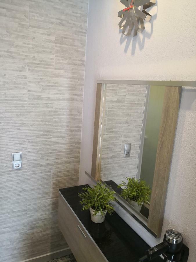 Aimilias Family Apartments Неа-Врасна Екстер'єр фото